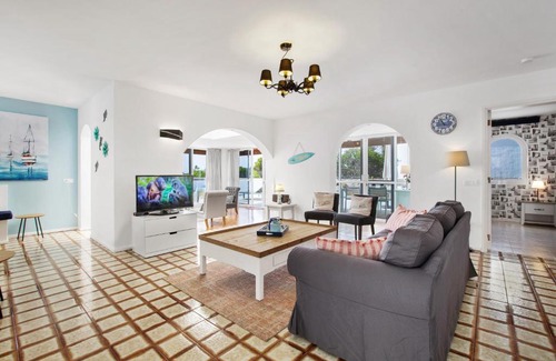 Parque Holandes Casa | Casa El Cardon: charming villa with private pool.
