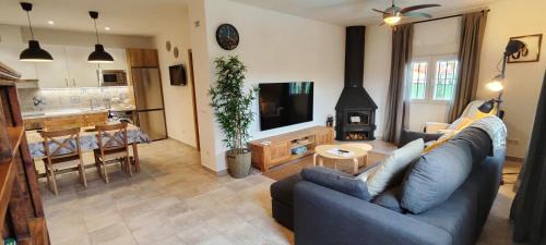Alora Casa | Casa el Rancho Grande