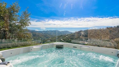 Archez Casa | Casa El Refugio de Árchez by Ruralidays