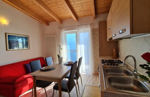 Arias Apartamento | Casa Elka Balcony 8 Lake view