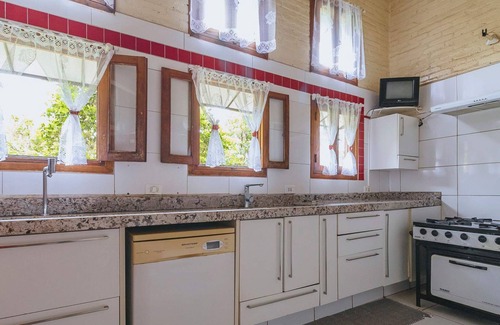 Amparo Casa | Casa em Amparo com Piscina e Conforto
