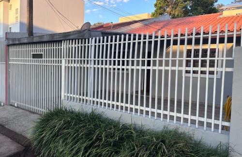 Sao Lourenco Casa | Casa em Curitiba perto da Pedreira e Opera de Arame, com Ar Condicionado 3Quartos