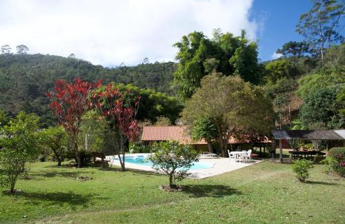 Nova Friburgo Casa | Casa em Friburgo com piscina lareira suíte & quarto