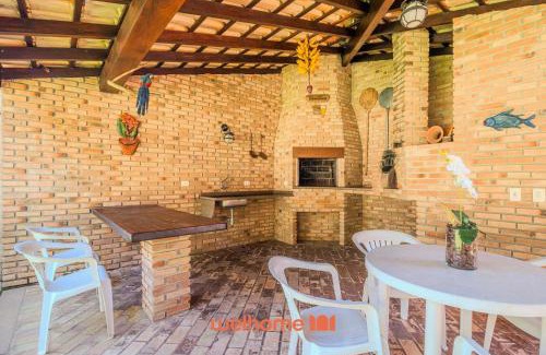 Horto Casa | Casa em Ubatuba com área gourmet e acesso a rio