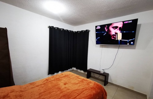 Apodaca Casa | Casa en Dream Lagoon, con Alberca y Regaderas, a 15 min del Aeropuerto