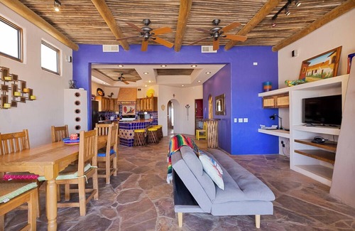 Las Conchas Casa | Casa en el Cielo: Enjoy the wonderful beach views and take a dip in the pool!