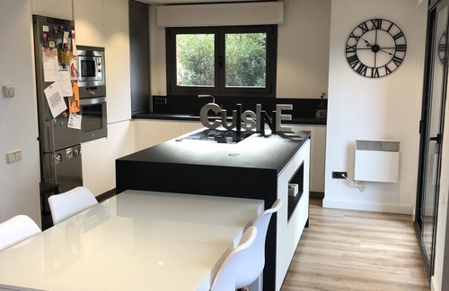 Sant Cugat del Valles Chalet De Esquí | Casa en Sant Cugat del Valles