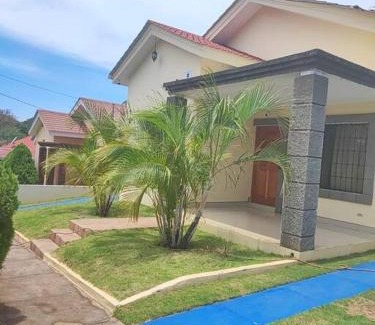 Leon Casa | Casa en León, Nicaragua