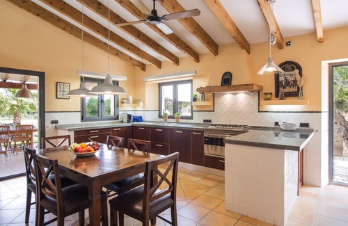 Selva Villa | CASA EN MOSCARI - Villa con piscina privada en Binibona (Selva). WiFi Gratis