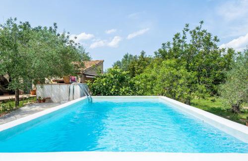 Costa Dorada Villa | Casa en olivera a 3 km de la costa