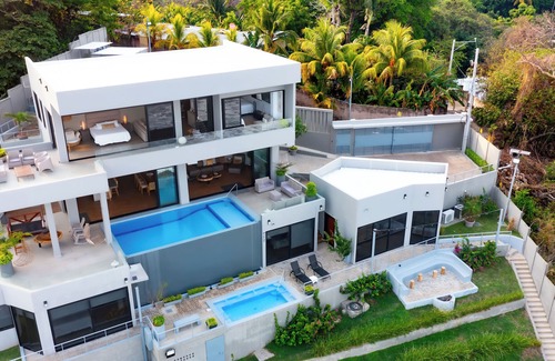 Playa San Diego Casa | ALMA DE MAR Luxury Bech House, SurfCity, La Libertad, El Salvador