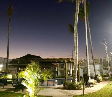 Cerritos Casa | CASA EN PRIVADA FRENTE A LA PLAYA CON ALBERCA!
