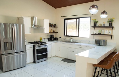 Intibuca Casa | Casa en Residencial Luna Maqui. Seguridad 24/7