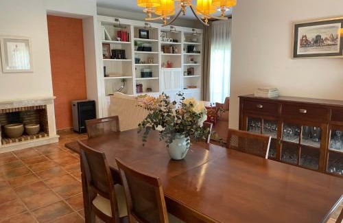 Las Pajanosas Casa | Casa en Ruta de la Plata con piscina comunitaria