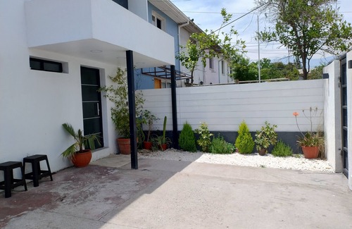 San Ramon Casa | Casa entera con 5 habitaciones 2 baños y estacionamiento para 2 vehículos