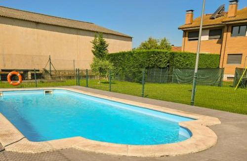 Urunuela Apartamento | Casa Entre Viñas, jardin privado y piscina comun
