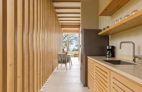 Carmen Casa | Casa Eos - New beachfront house with private beach access