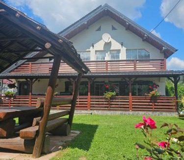 Moisei Casa | Casa Erma