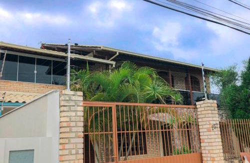 Capivari Casa | Casa espaçosa com sala de jogos interna e externa