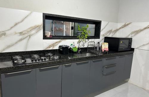Porto Velho Casa | Casa espaçosa dentro de condomínio -até 8 hóspedes