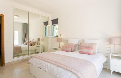 Budens Casa | CASA ESTRELA QUINTA ENCOSTA VELHA GOLF RESORT