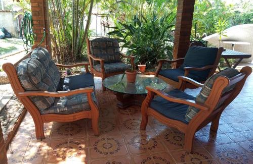 Jacone Casa | Casa Excepcional em Jaconé com Ar e Piscina