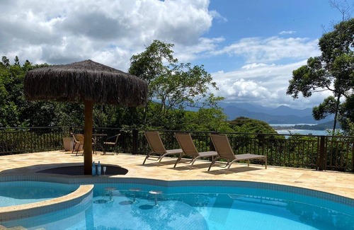Silop Casa | Casa Exclusiva com Vista Espetacular nas Toninhas