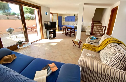 Putzu Idu Casa | Casa Fabiola - Large Seaside House for Families and Groups near Putzu Idu Beach