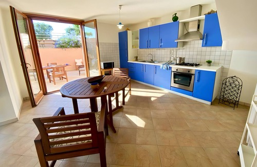 Putzu Idu Casa | Casa Fabiola - Large Seaside House for Families and Groups near Putzu Idu Beach