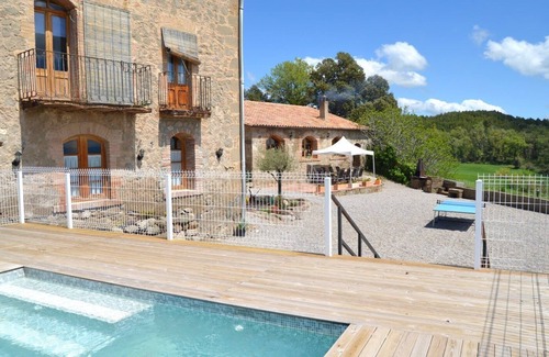 Casserres Casa | Casa Fabregás - GRAN casa de piedra caliza catalana con una espléndida vista sobre el valle