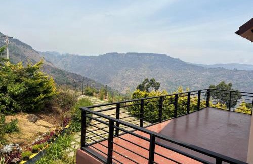 Ooty Cama Y Desayuno | Casa Felicia-Adding happy moments to your diary
