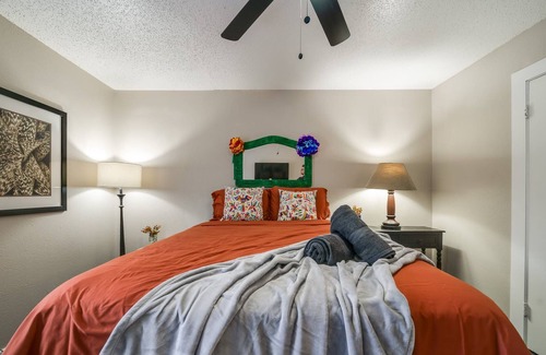 South Manchaca Apartamento | Casa Feliz - Festive SoCo apt1/1