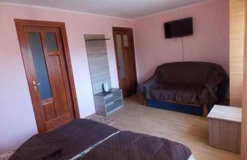 Comanesti Casa | Casa Floro