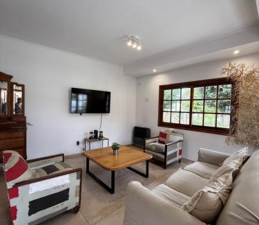 Chascomus Casa | Casa Franklin, A media cuadra de la laguna!
