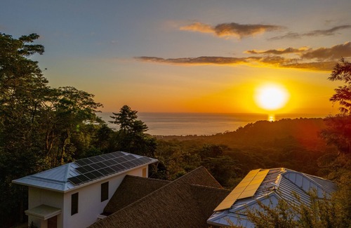 Uvita Villa | Villa de lujo en la selva con vistas al océano
