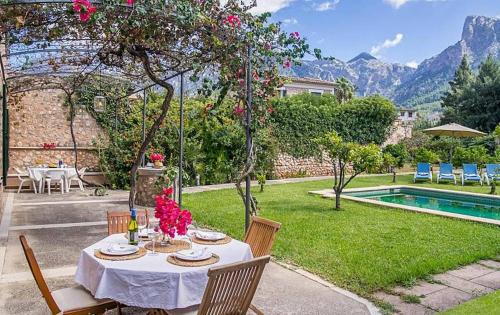 Soller Chalet De Esquí | Casa Futbol