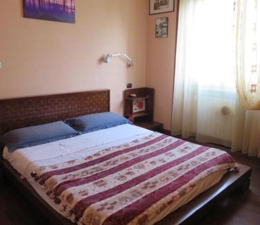 Saronno Apartamento | Casa Galeone between Milano-Malpensa-Como