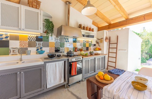 Selva Villa | CASA GEMA - Fabulosa casa de vacaciones con piscina de sal y WiFi gratis