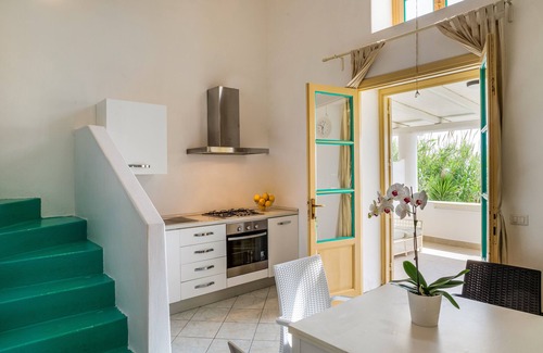 San Vincenzo Casa | Casa Ginestra entre el mar y el volcán.