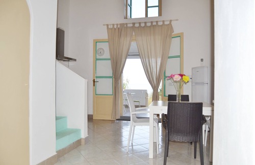 San Vincenzo Casa | Casa Ginestra entre el mar y el volcán.