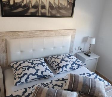 Los Montesinos Apartamento | Casa Girasol