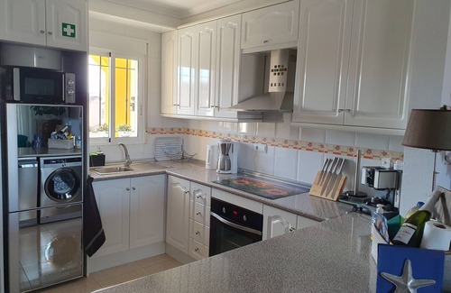 Los Montesinos Apartamento | Casa Girasol, apartamento soleado con WIFI