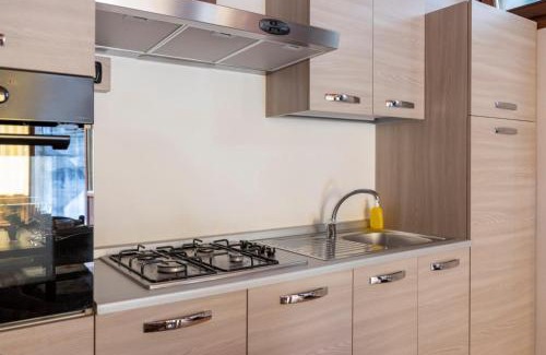Costa Volpino Apartamento | Casa Girasole, Costa Volpino Ospitar
