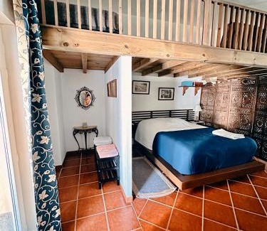 Banzao Casa | Casa Girassol with a beautiful private Pool and Garden