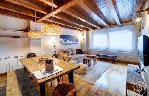 Salardu Casa | CASA GIRETA de Alma de Nieve
