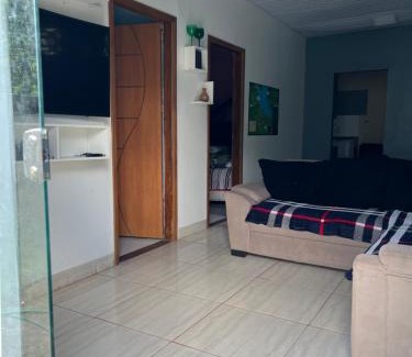 Presidente Figueiredo Casa | Casa Goes