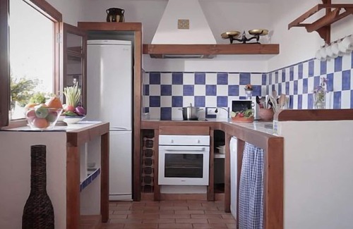 Barbate Cabaña | CASA RURAL para 6, a 150m de la playa en un entorno natural único. Muy cuidada.