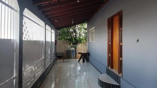 Barra do Garcas Casa | Casa grande, ar em todos os quartos, cabe 3 carros