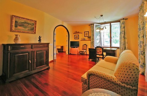 Puebla de Trives Cama Y Desayuno | Casa Grande de Trives