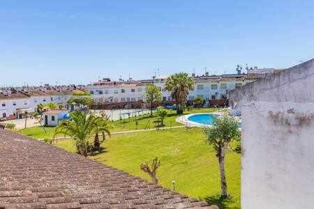 Aljaraque Casa | Casa grande , piscina y garaje